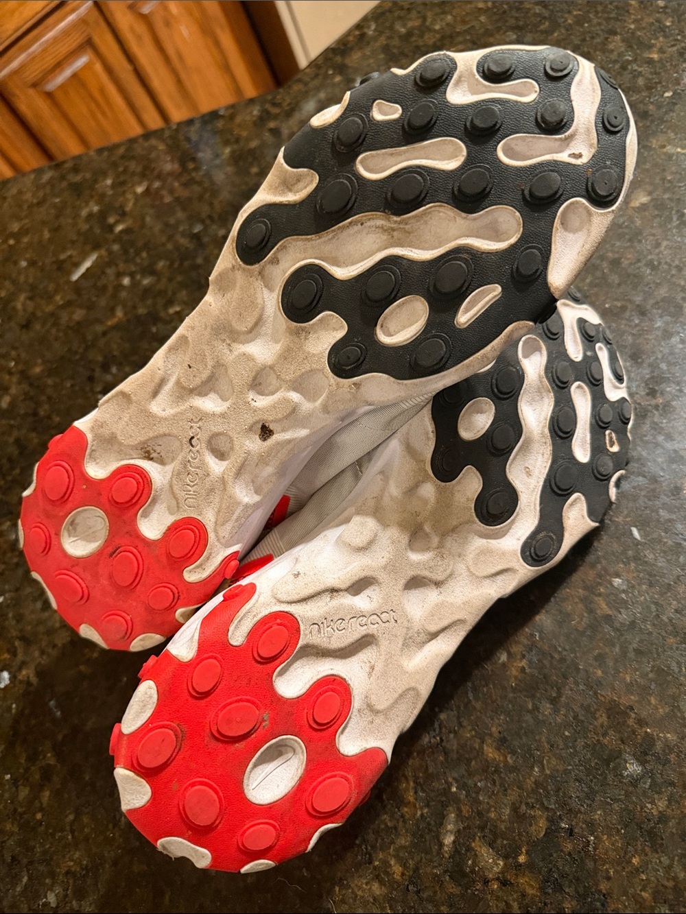 Men’s Nike react - Picture 4 of 4